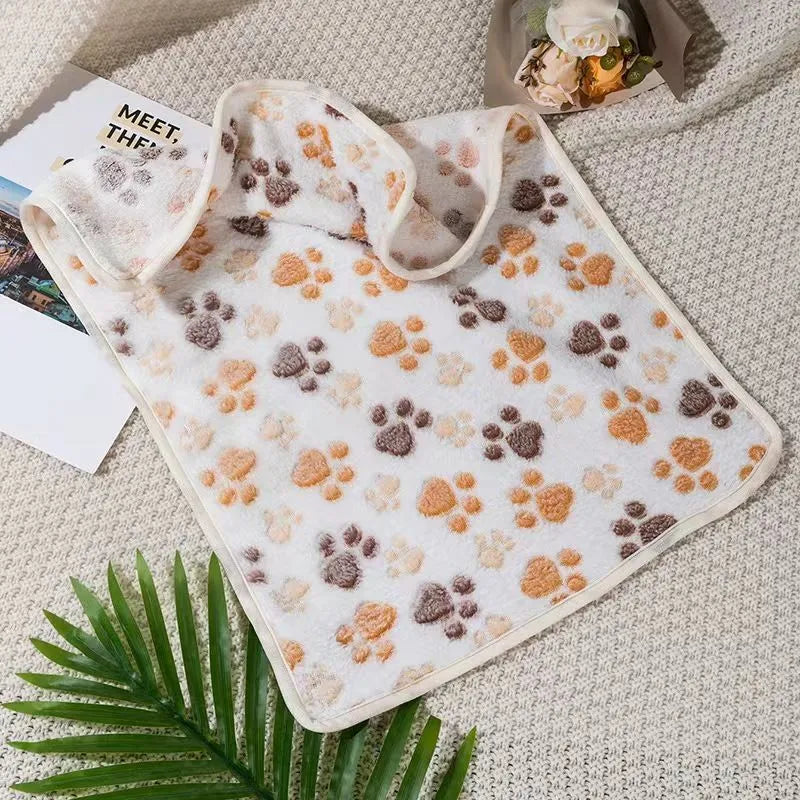 Pet Blanket Keep Your Fancy Dog or Cat Warm This Fall and Winter!